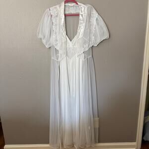 VAL MODE White Two Piece Slip and Robe Set Size Large Wedding Bridal